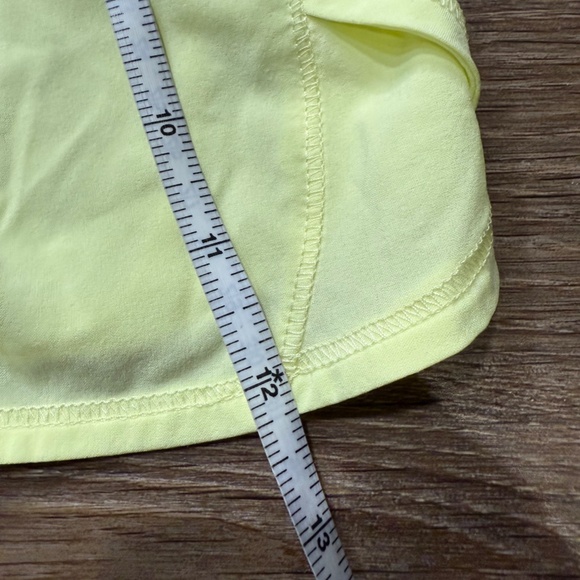 Athleta Girl Record Breaking 3" Athletic Shorts, Lemon Yellow, XL 14, Summer - Picture 6 of 11
